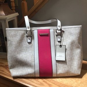 Dana Buchman purse
